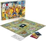 Cluedo One Piece Game - Maney Cards